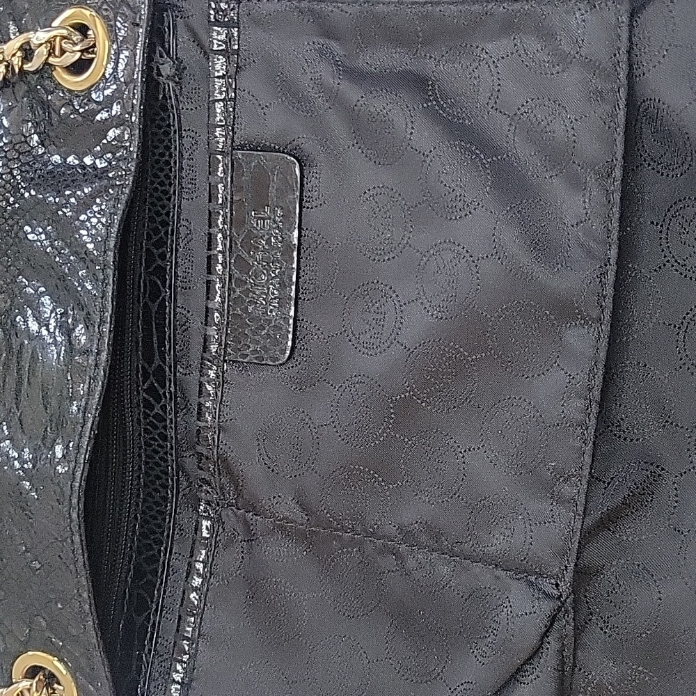 Michael Kors Black Python SM Bag - Picture 2 of 7